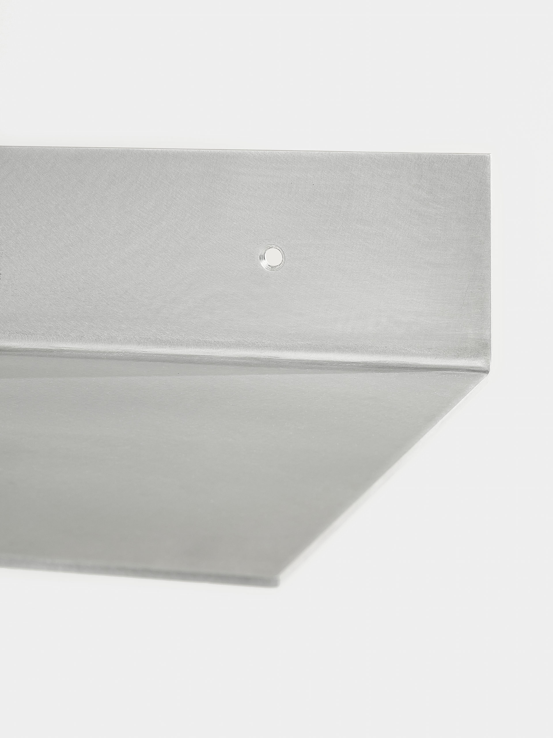 Aluminium shelf - Maelan Delambre