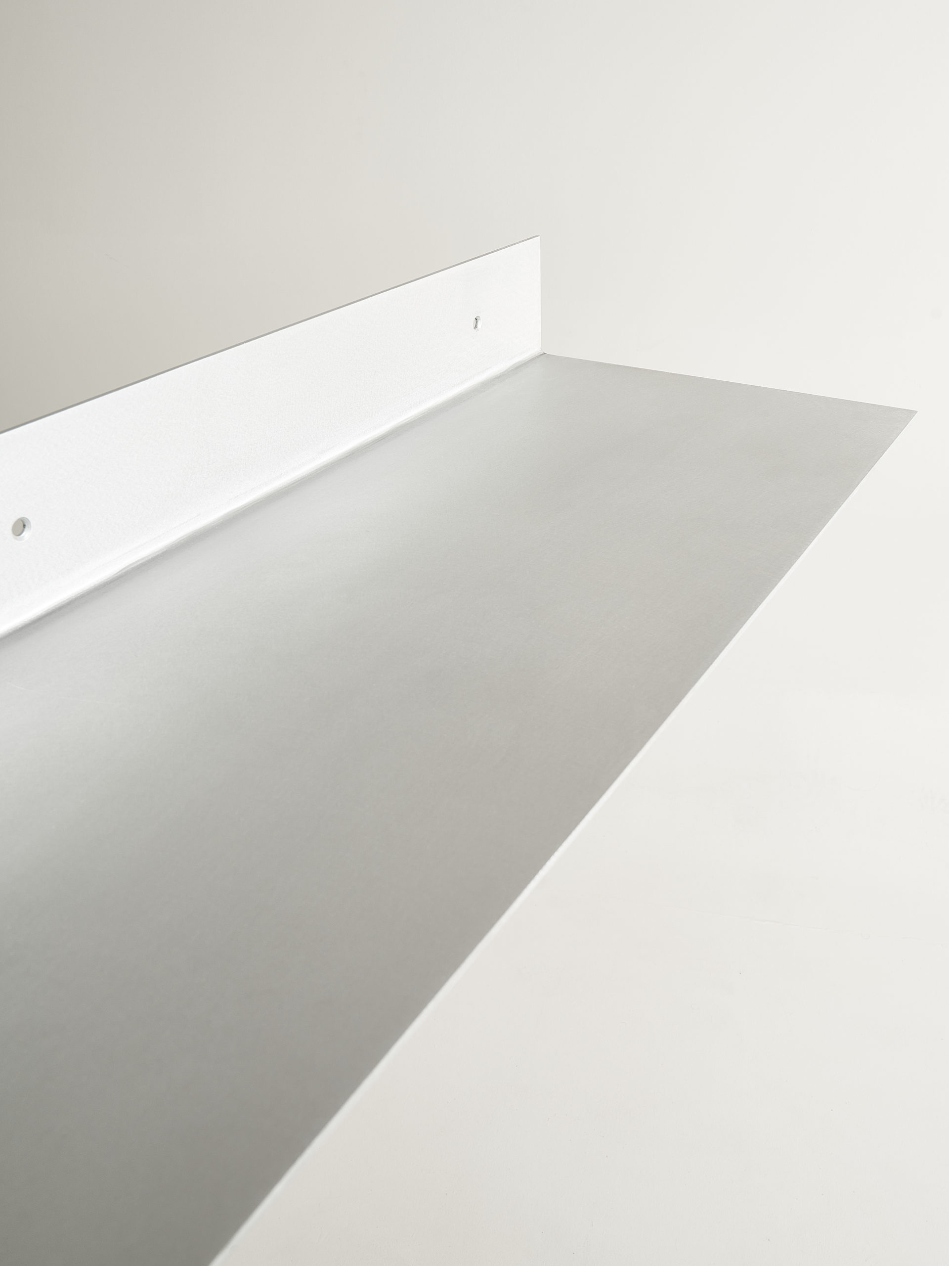 Aluminium shelf - Maelan Delambre